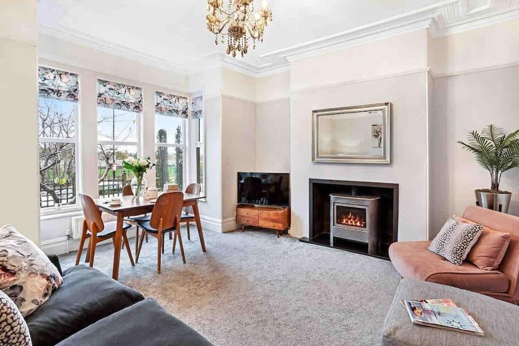 The Stanley 1 Bedroom Dog Friendly Patio