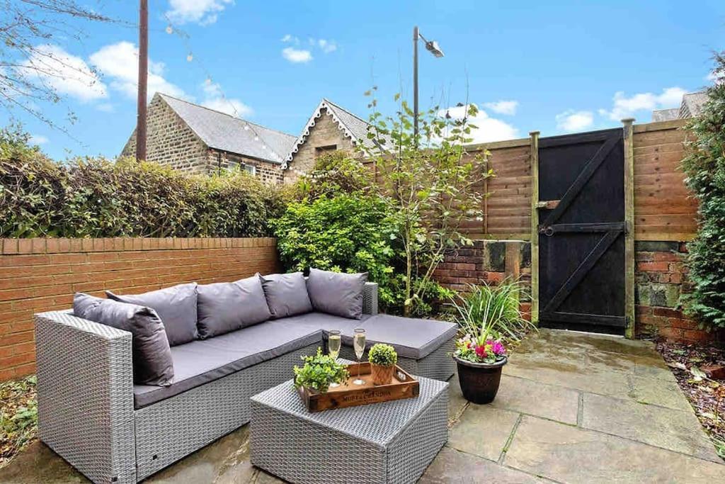 The Stanley 1 Bedroom Dog Friendly Patio *
